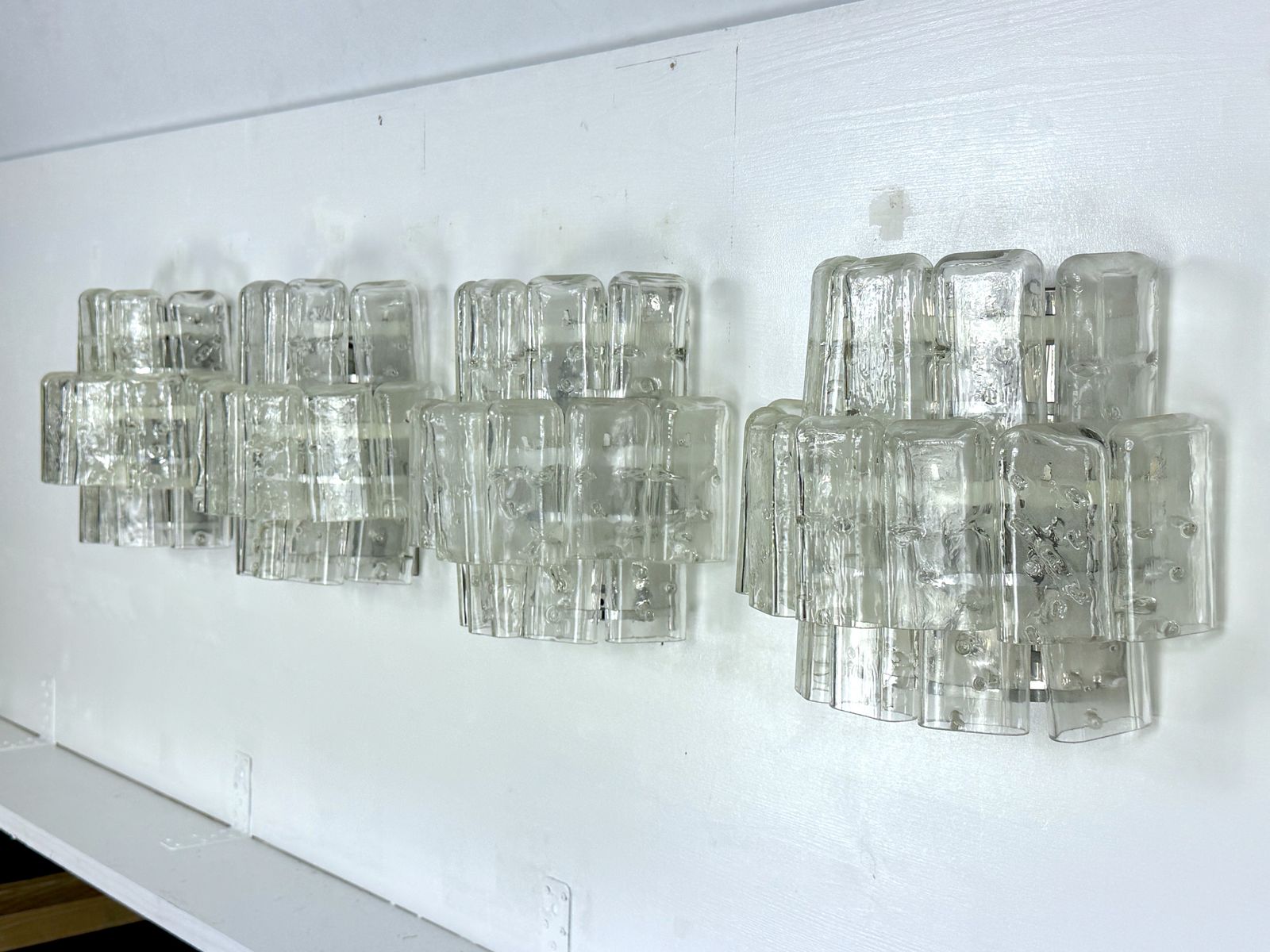 Vistosi Manner, Set Of Four Large Clear Murano Glass Elements Sconces. Italy 1970s photo for sale