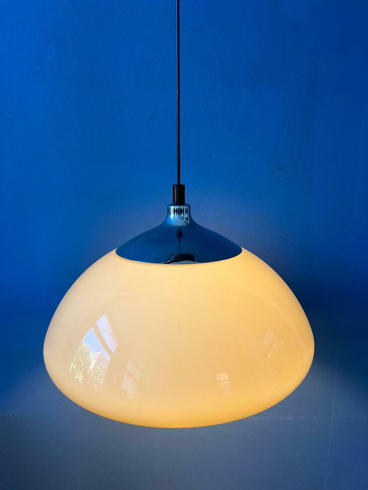 Acrylic Glass Beige Mushroom Pendant Lamp With Chrome Top Cap photo furniture