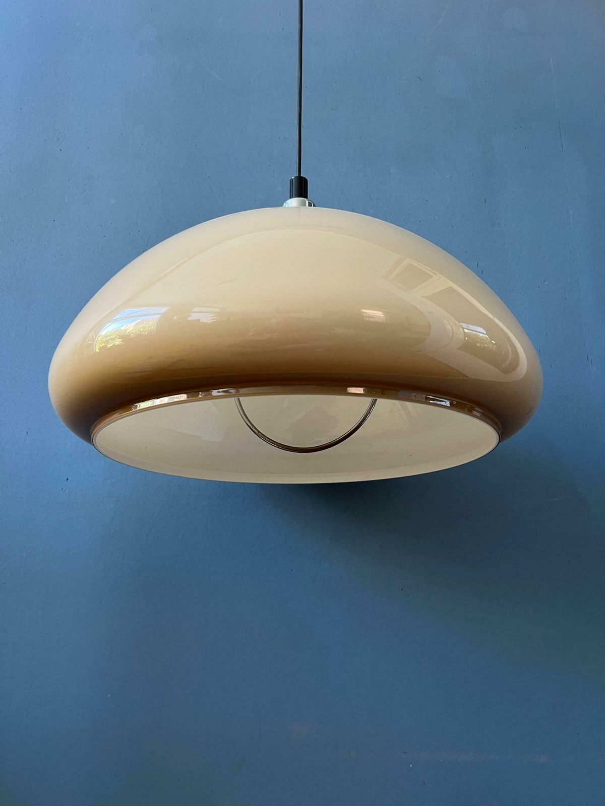 Acrylic Glass Beige Mushroom Pendant Lamp With Chrome Top Cap photo 378.0