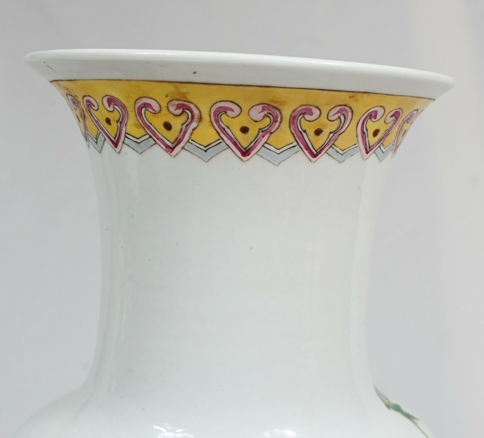 Pair Chinese Porcelain Vases   Famill Verte Qing Urns Pheasant Bird photo 750.0