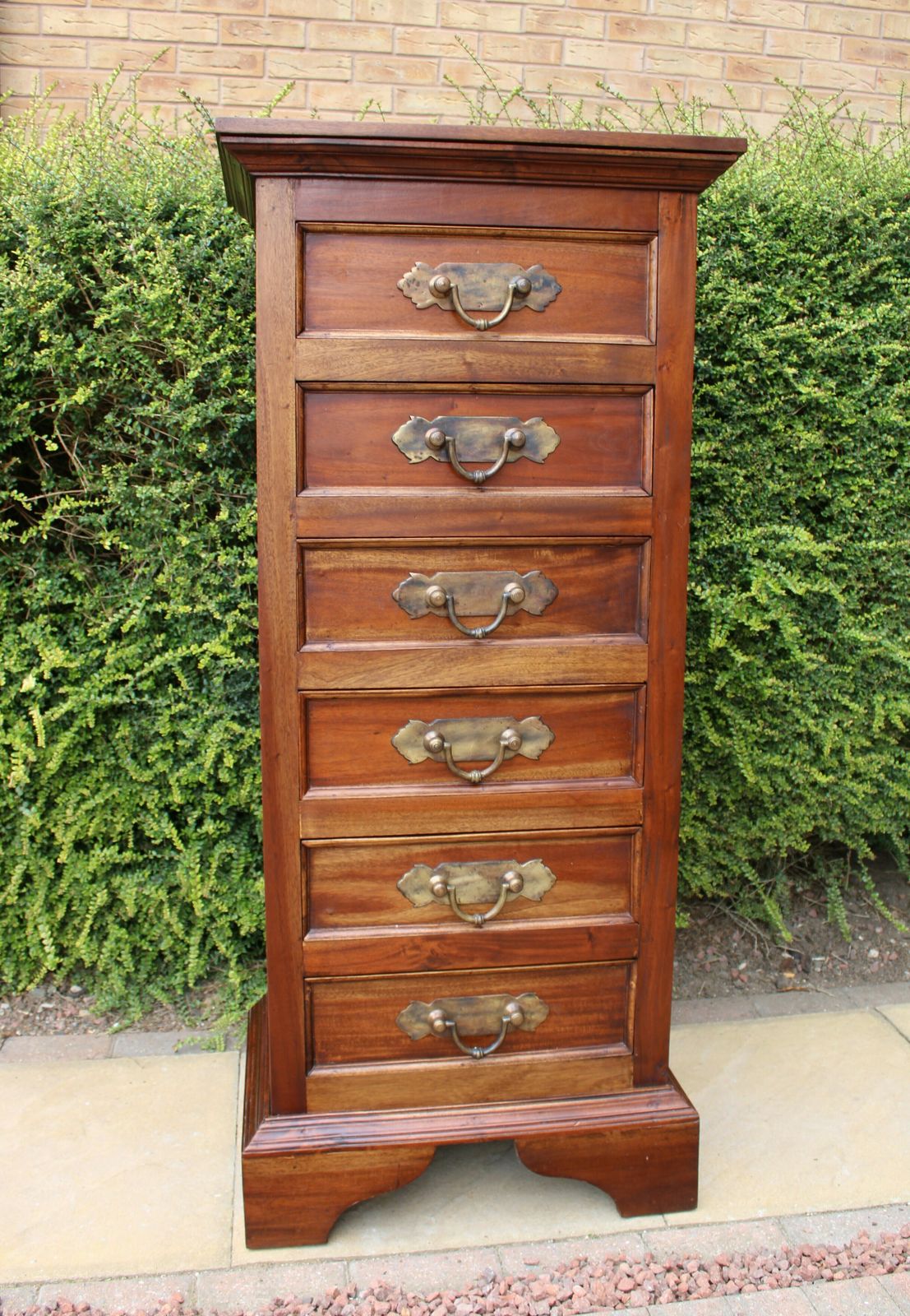 Large Solid Rosewood Chest Of Drawers/Tallboy