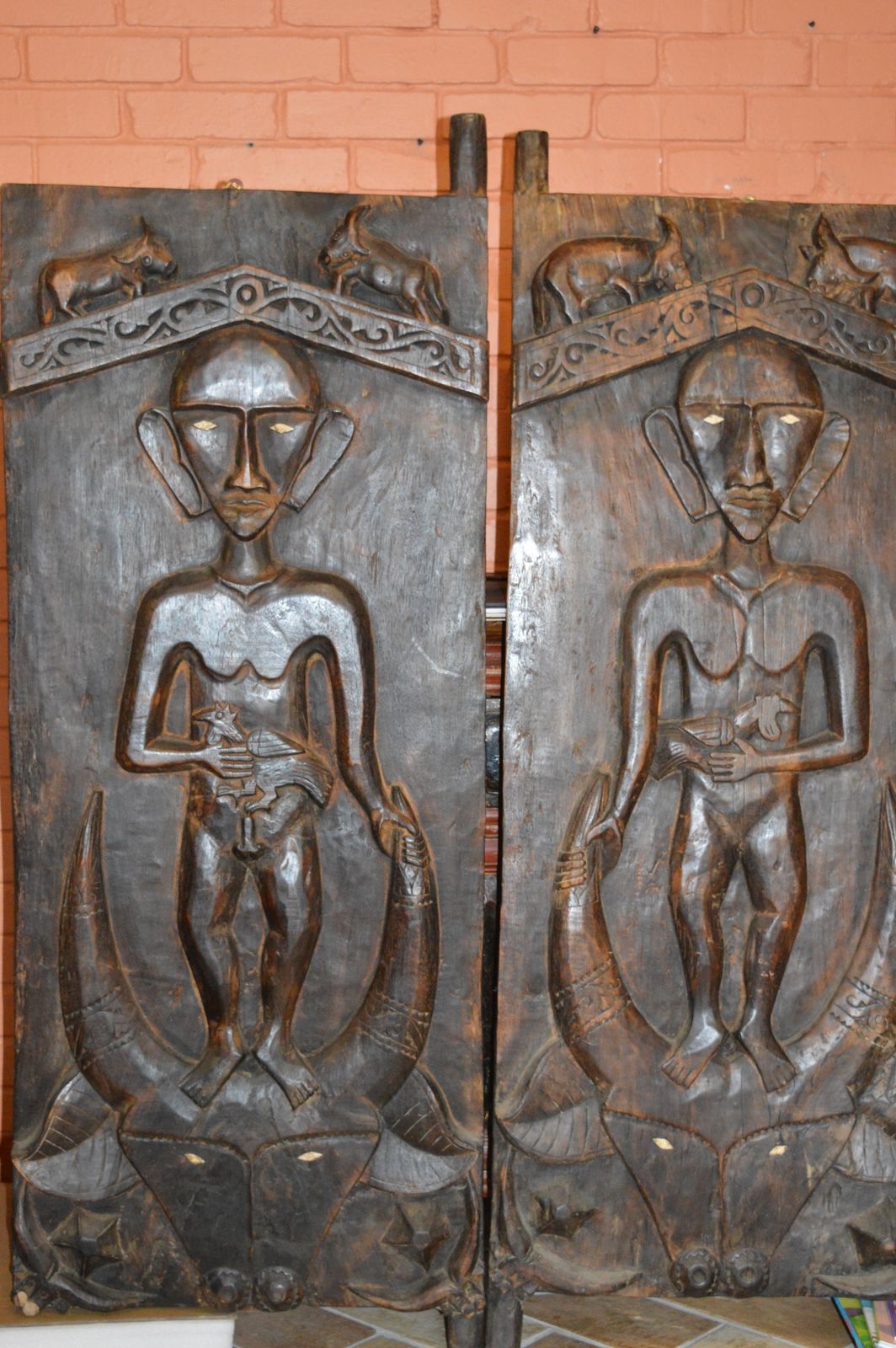 Pair Large (148cm) Antique Carved Tribal Doors Toraja Tribe, Sulawesi, Indonesia, C1850. photo Home Decor