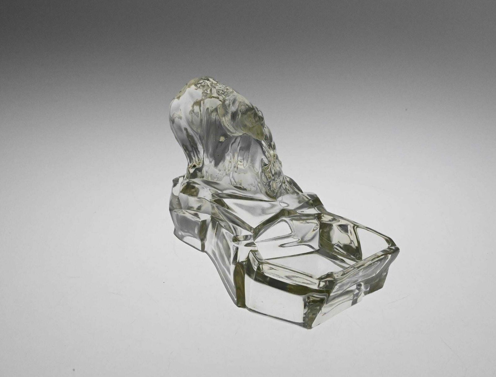 Karel Zentner, Polar Bear  Glass Bear Figurine, Bear Figurine, Bowl, Antique Glass Figurine, Vintage Glass Ashtray photo furniture