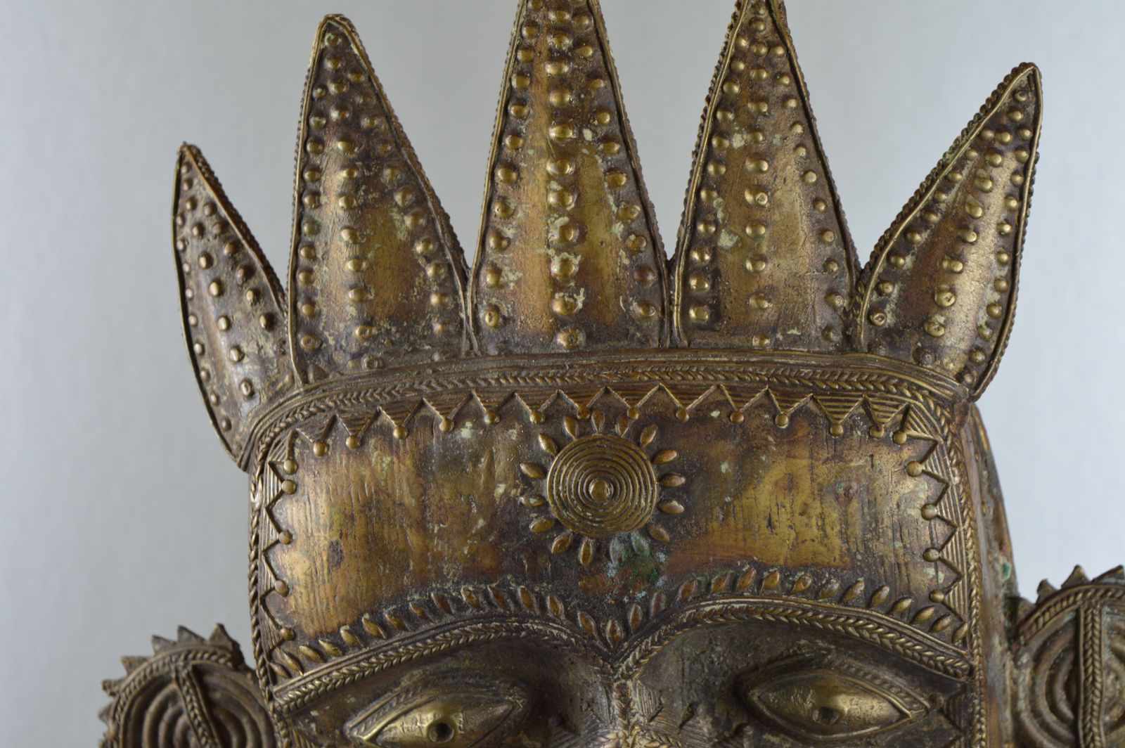 995.0 Large (68cm Tall) Early 20th Century African Bronze Ashanti King Statue,C1900. photo