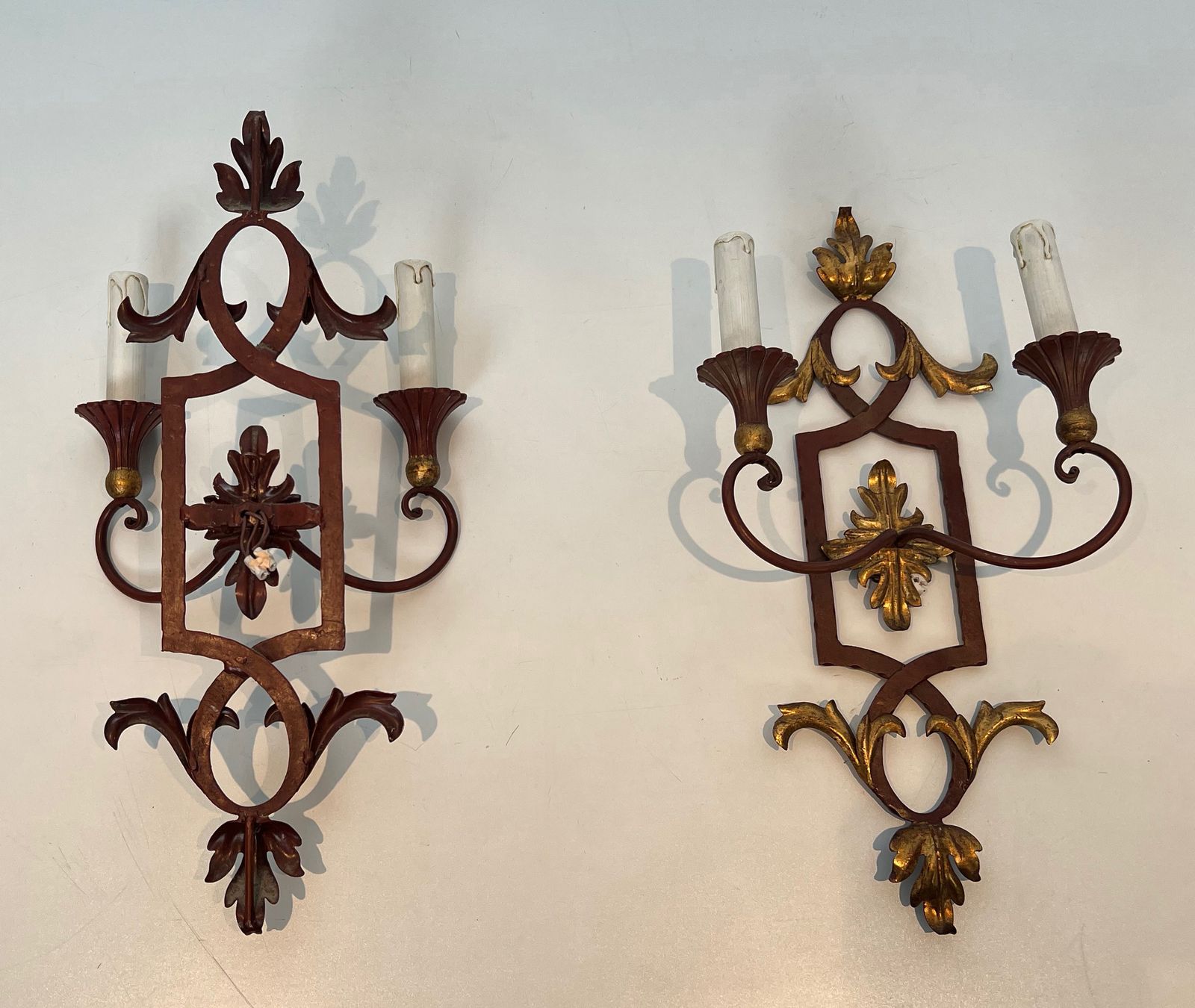 Lighting Pair Of Wrought Iron And Patinated Wood Wall Lights With Golden Acanthus Leaves photo