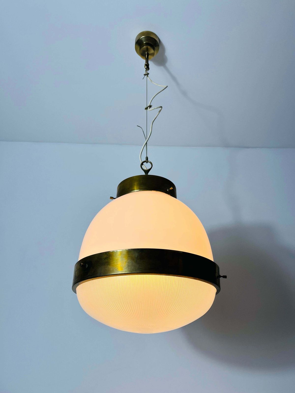 1507.0 Brass Delta Grande Chandelier By Sergio Mazza For Artemide, Italy, 1960s photo