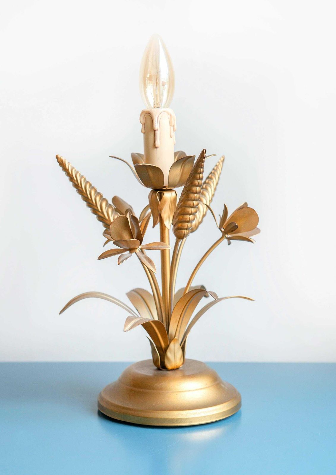 Italian Gilt Metal Table Lamp, Floral Golden Desk Lamp, Hollywood Regency, Ls Italy, 1970s Design, Wheat Bundle Lamp photo for sale