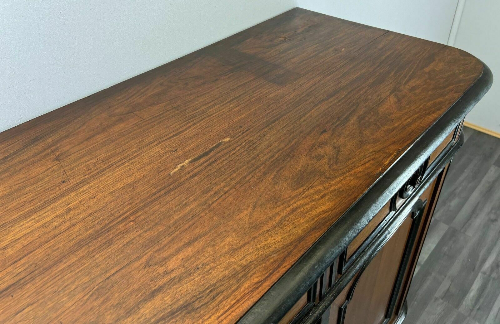 photo vintage French Antique Mahogany Chest Of Drawers Sideboard