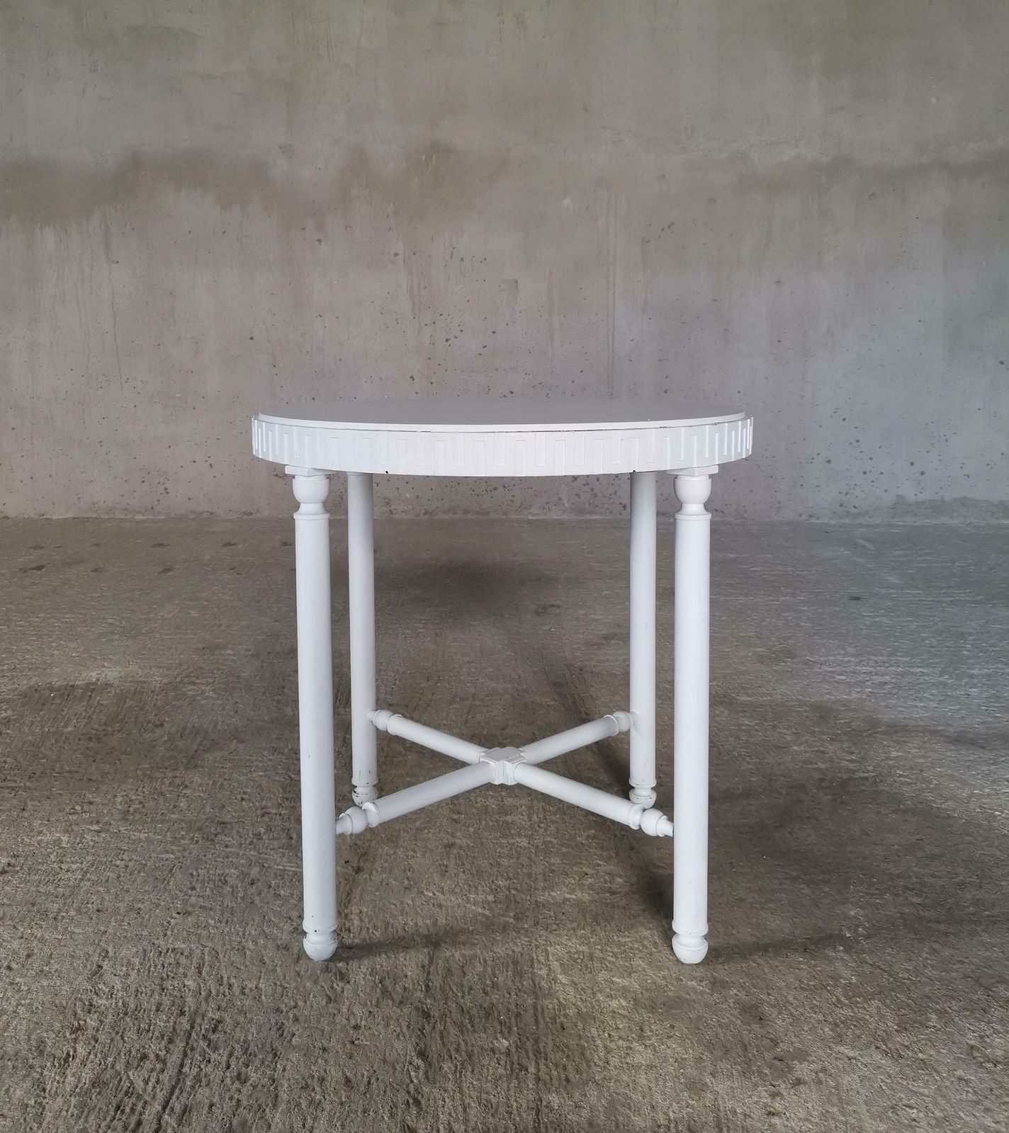 4877.0 "Cooldige" Side Table By Axel Einar Hjorth For Nordiska Kompaniet Sweden 1928. photo