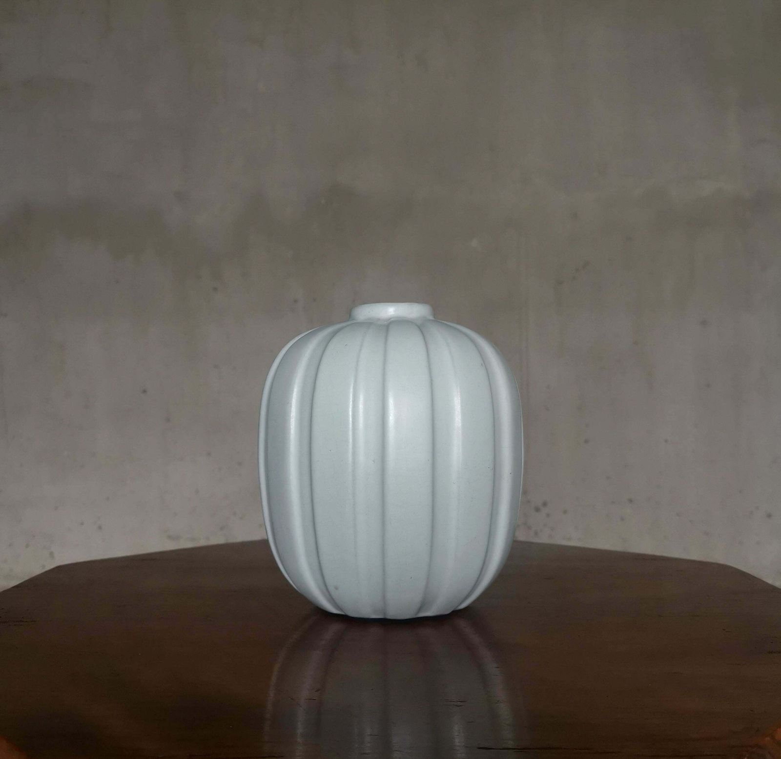 White, Modernist Vicke Lindstrand Earthenware Vase, By Upsala Ekeby Sweden 1930s photo furniture
