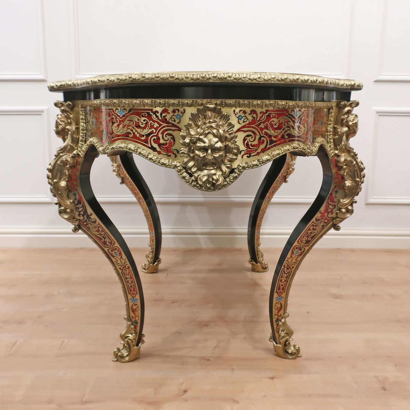 photo vintage French Napoleon III Louis XV Style Boulle Writing Table
