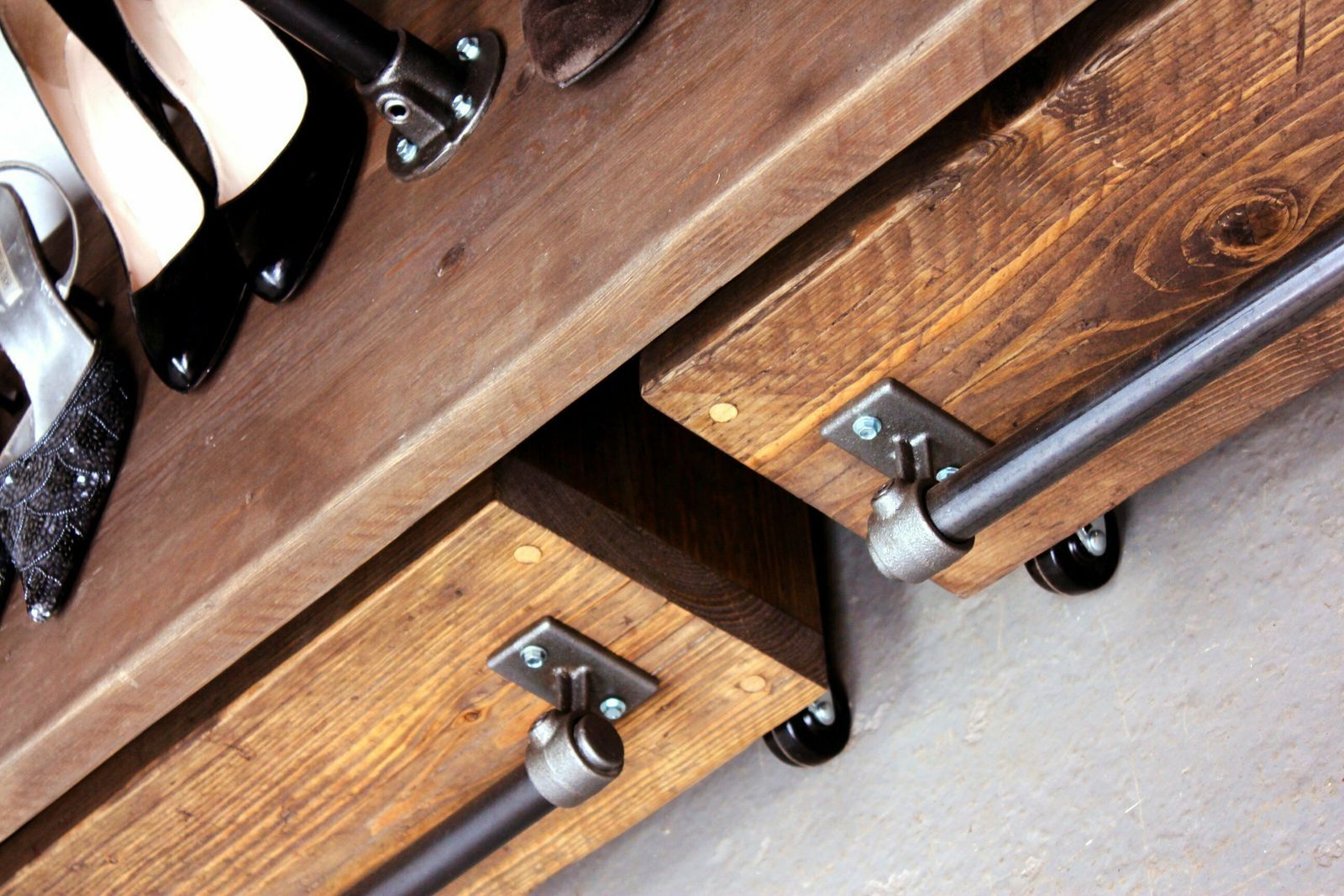 Max Industrial Reclaimed Scaffold Board And Dark Steel Pipe Clothes Hanging And Dressing Room Shelving Unit With Storage Drawers photo vinterior