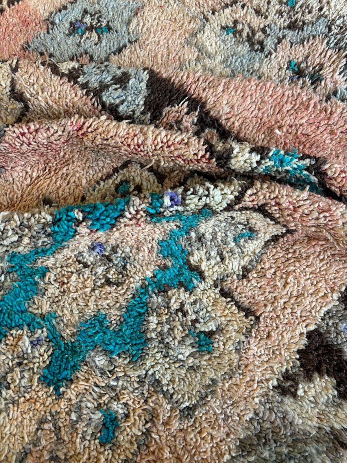 Vintage Moroccan Boujad Wool Rug 180x315 Cm – Handwoven Masterpiece, Floral Motifs With Teal Accents photo vinterior
