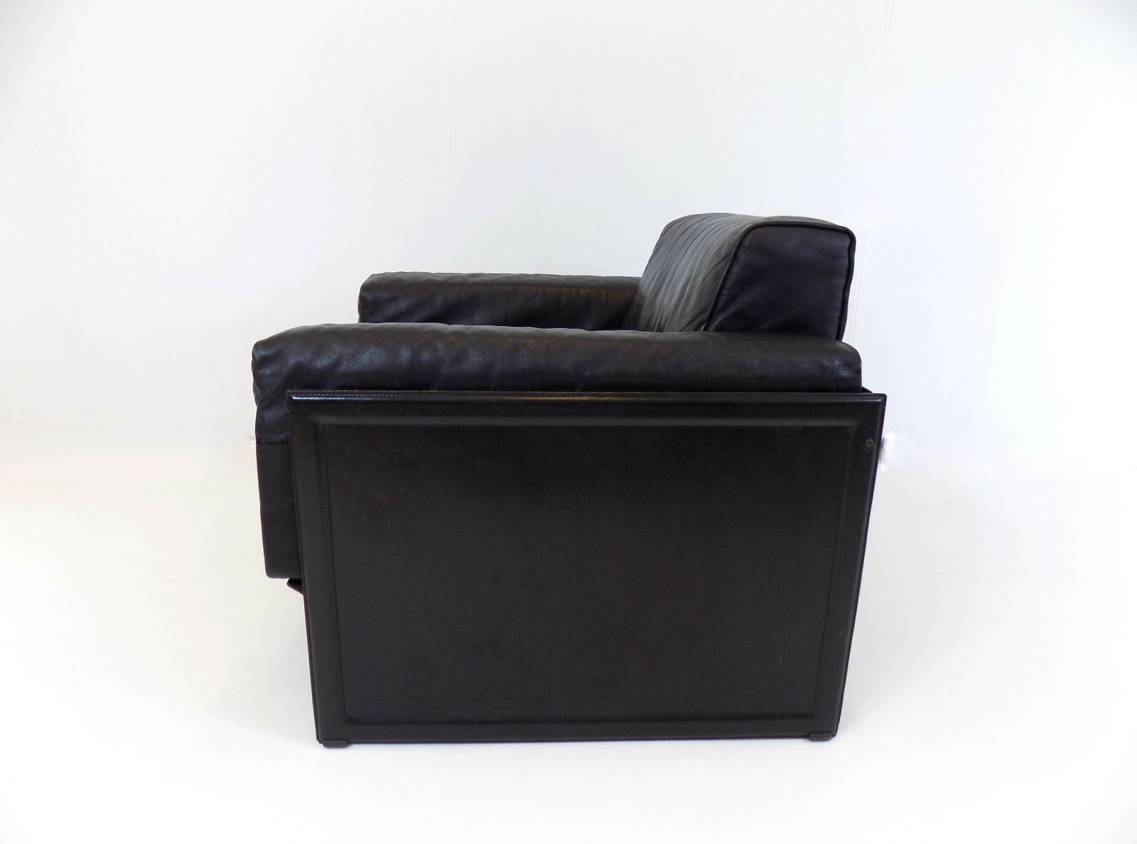 Matteo Grassi Korium Km 3 1 Leather Lounge Chair By Tito Agnoli, 1980