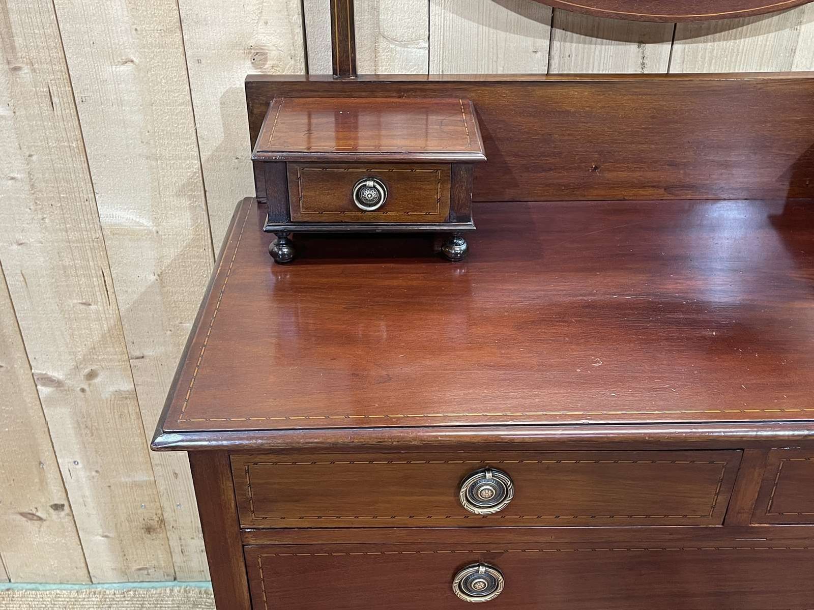 photo furniture English Dressing Table From The 1930s In Mahogany