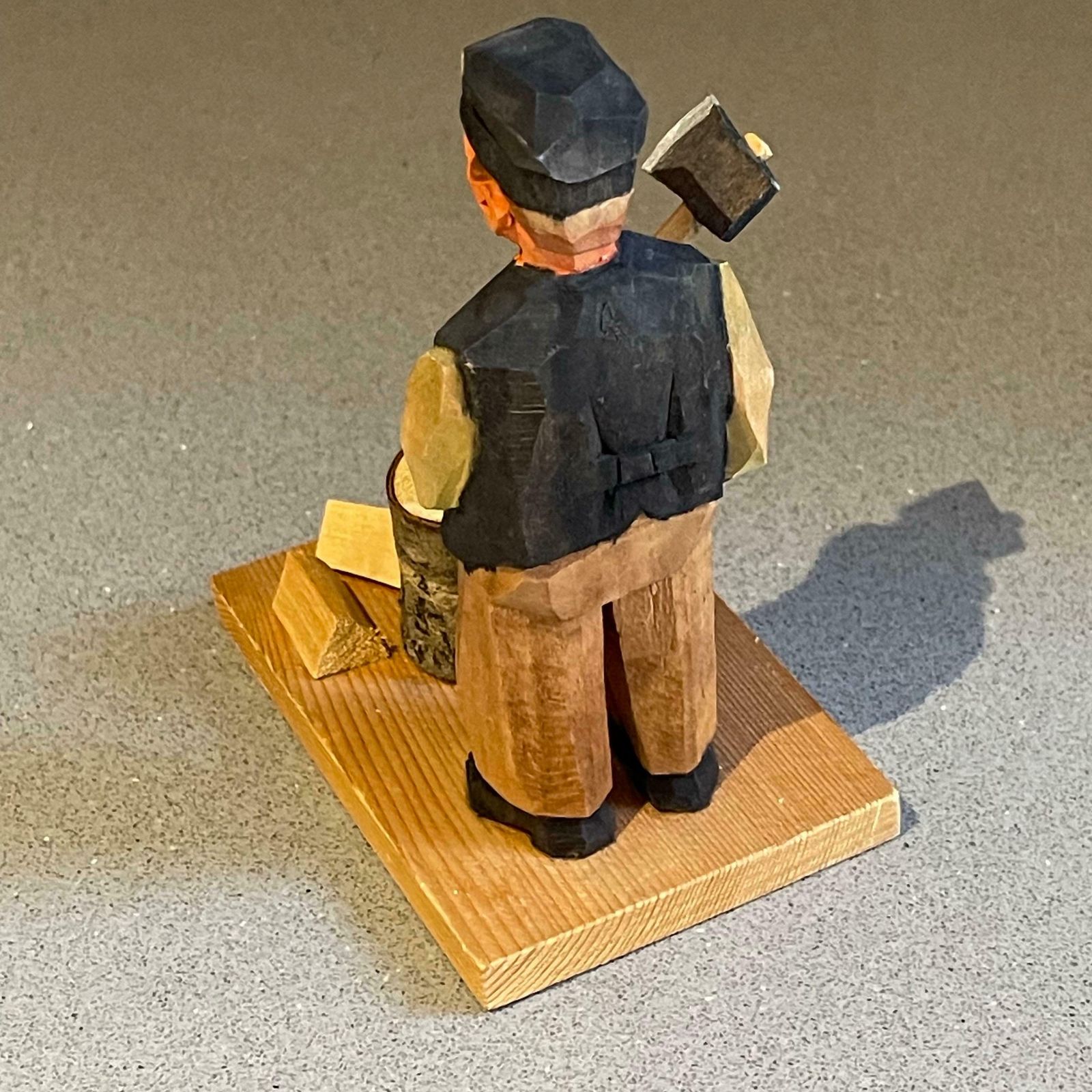 Wooden Carving Human Sculptures Antique Decorative Figurine Of A Rustic Man photo buy