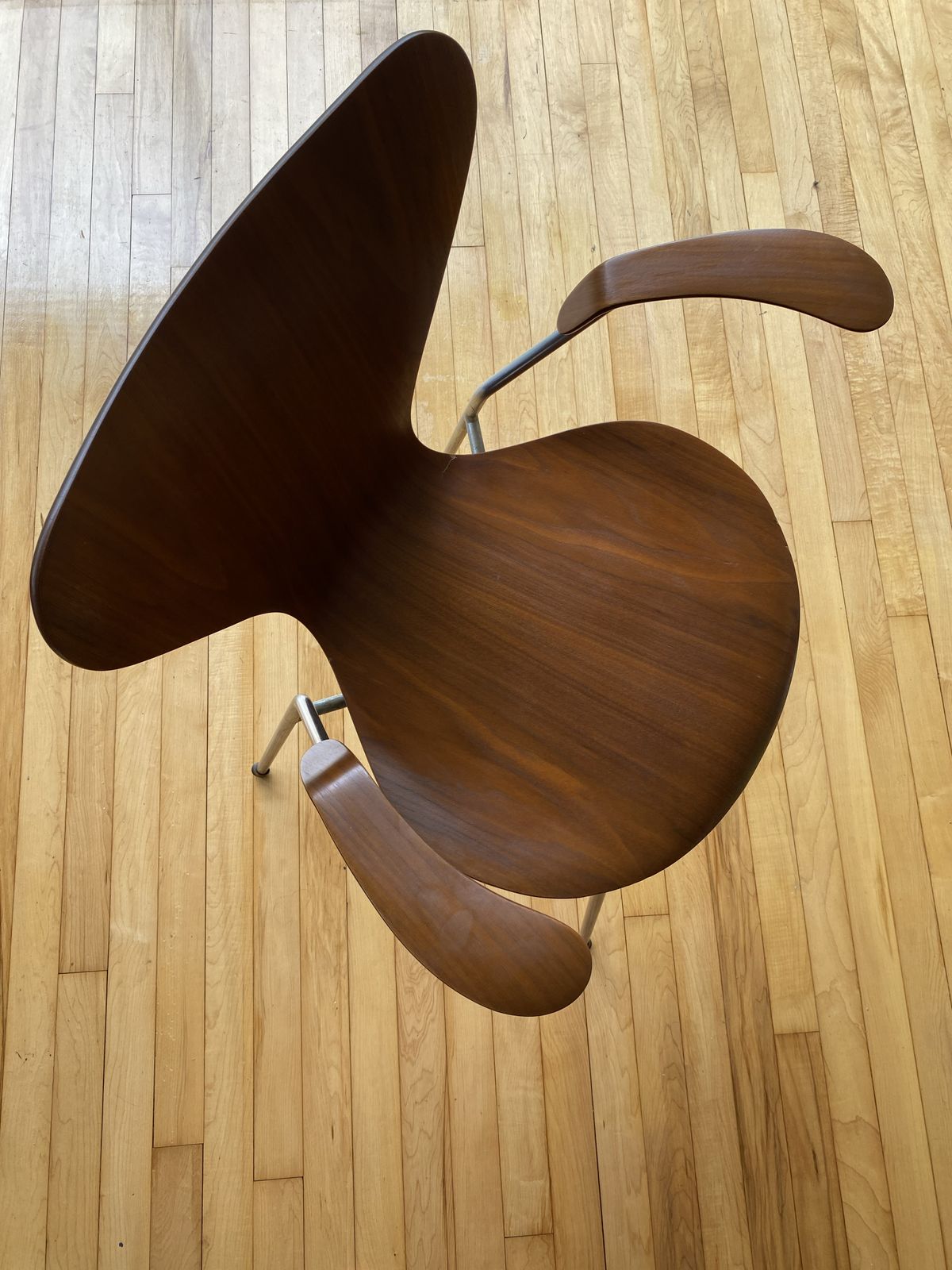 Danish Mid Century Modern Series 3207 Chair Arne Jacobsen For Fritz Hansen