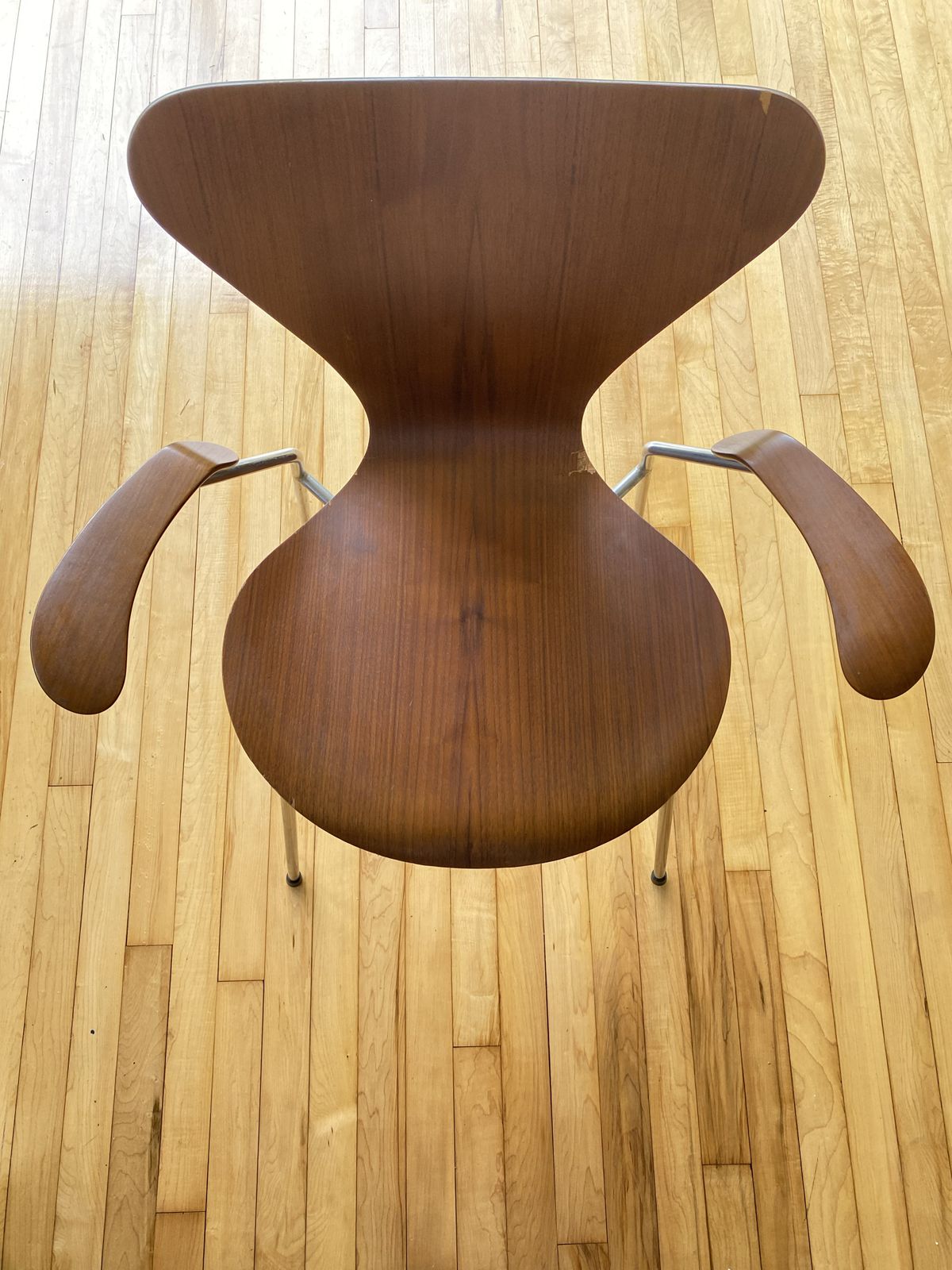 photo vintage Danish Mid Century Modern Series 3207 Chair Arne Jacobsen For Fritz Hansen