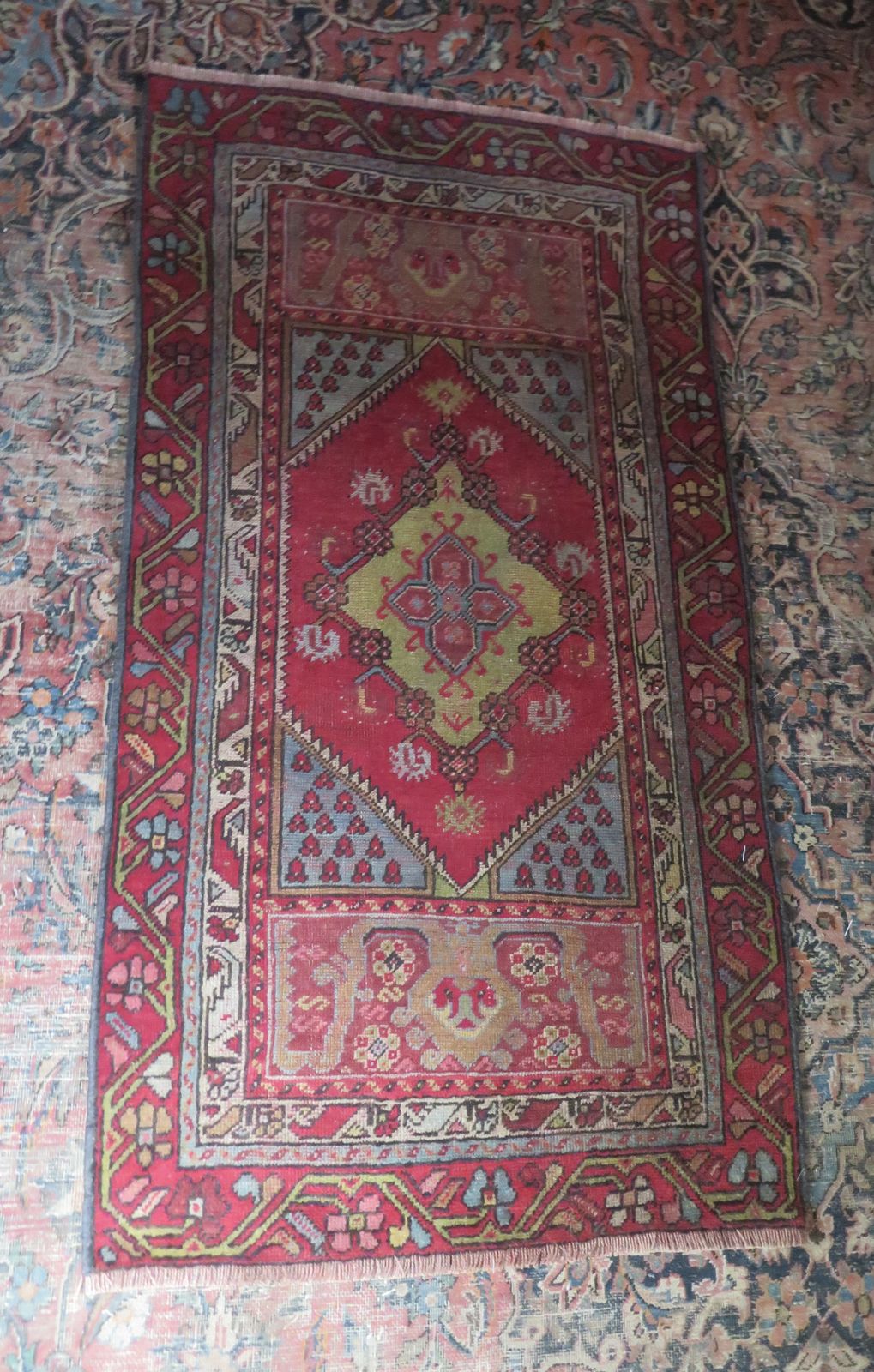 Antique Kirsehir Rug. Central Anatolia. Circa 1860s. 147cm X 80cm. photo Textiles
