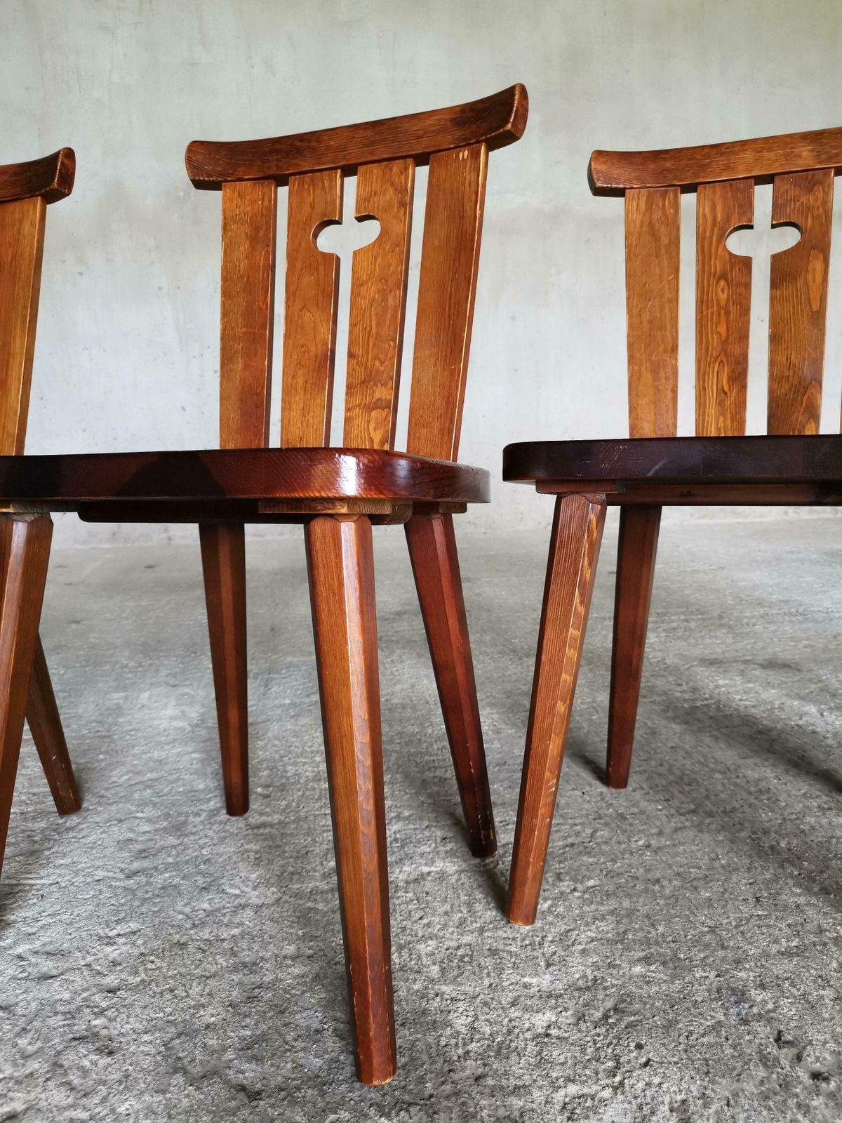 Furniture Set Of 4 Iconic Göran Malmvall Dining Chairs In Solid Oregon Pine, Sweden 1940s photo