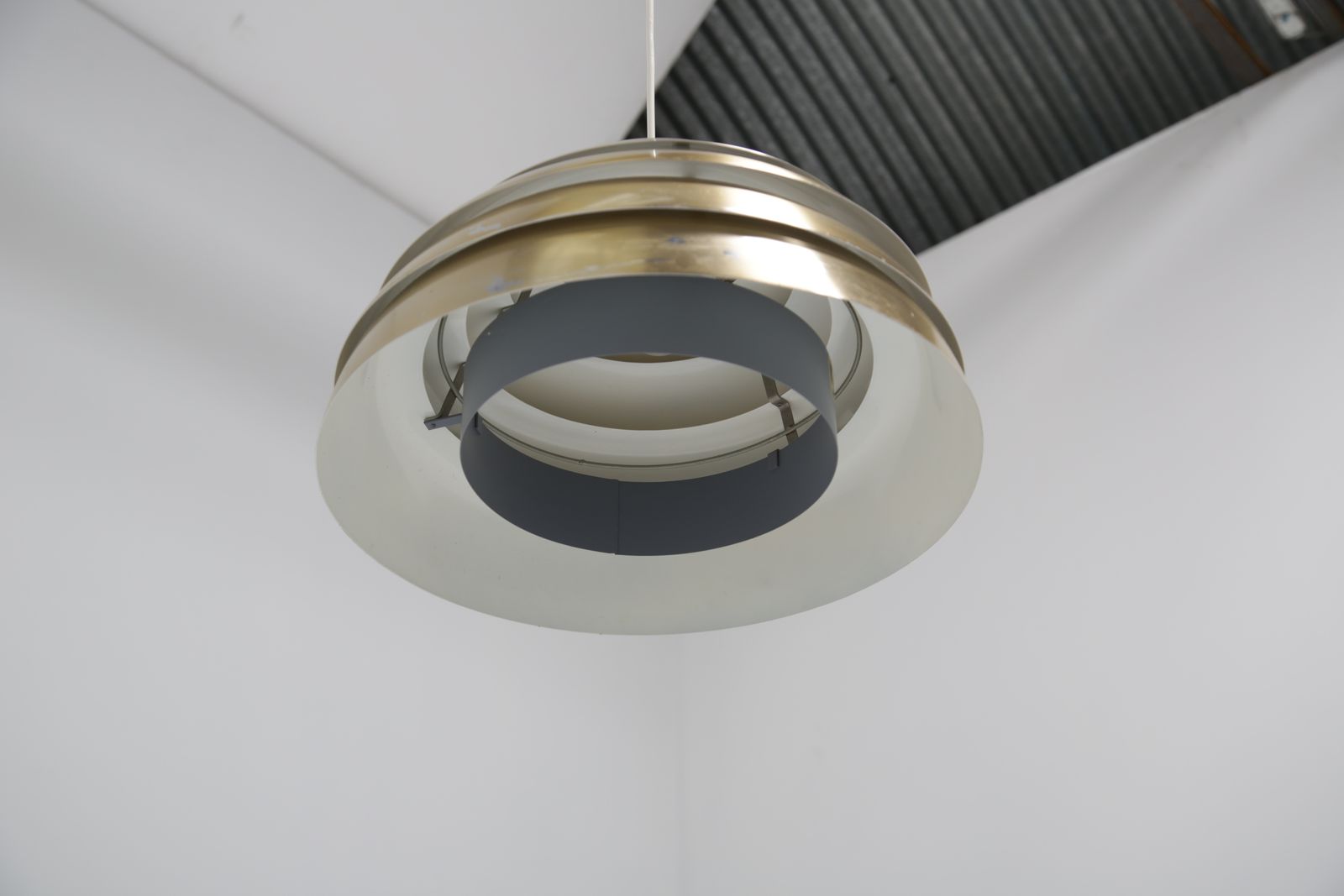 Suspension vintage en forme de ruche, par Hans Agne Jakobsson, Suède, années 1960. photo 625.0