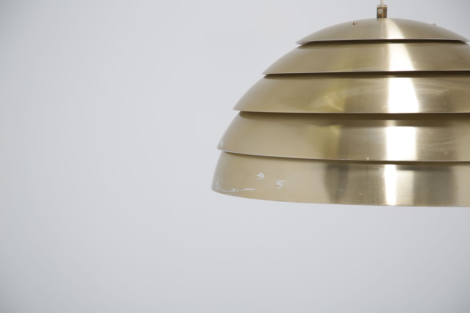 photo for sale Suspension vintage en forme de ruche, par Hans Agne Jakobsson, Suède, années 1960.