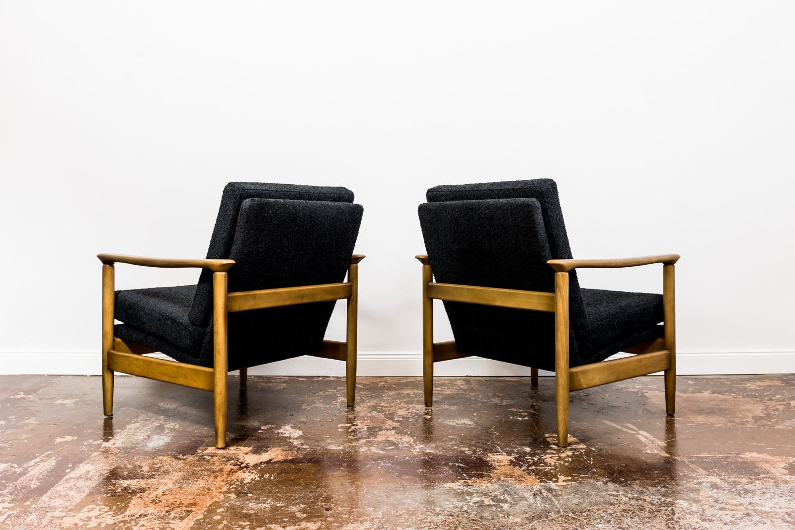Pair Of “Gfm 142” Armchairs By Edmund Homa, Poland, 1960s photo furniture