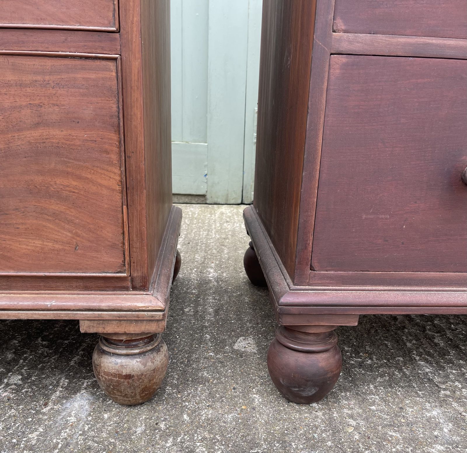 A Matched Of Nineteenth Century Chests Of Drawer By Gillows Of Lancaster photo buy