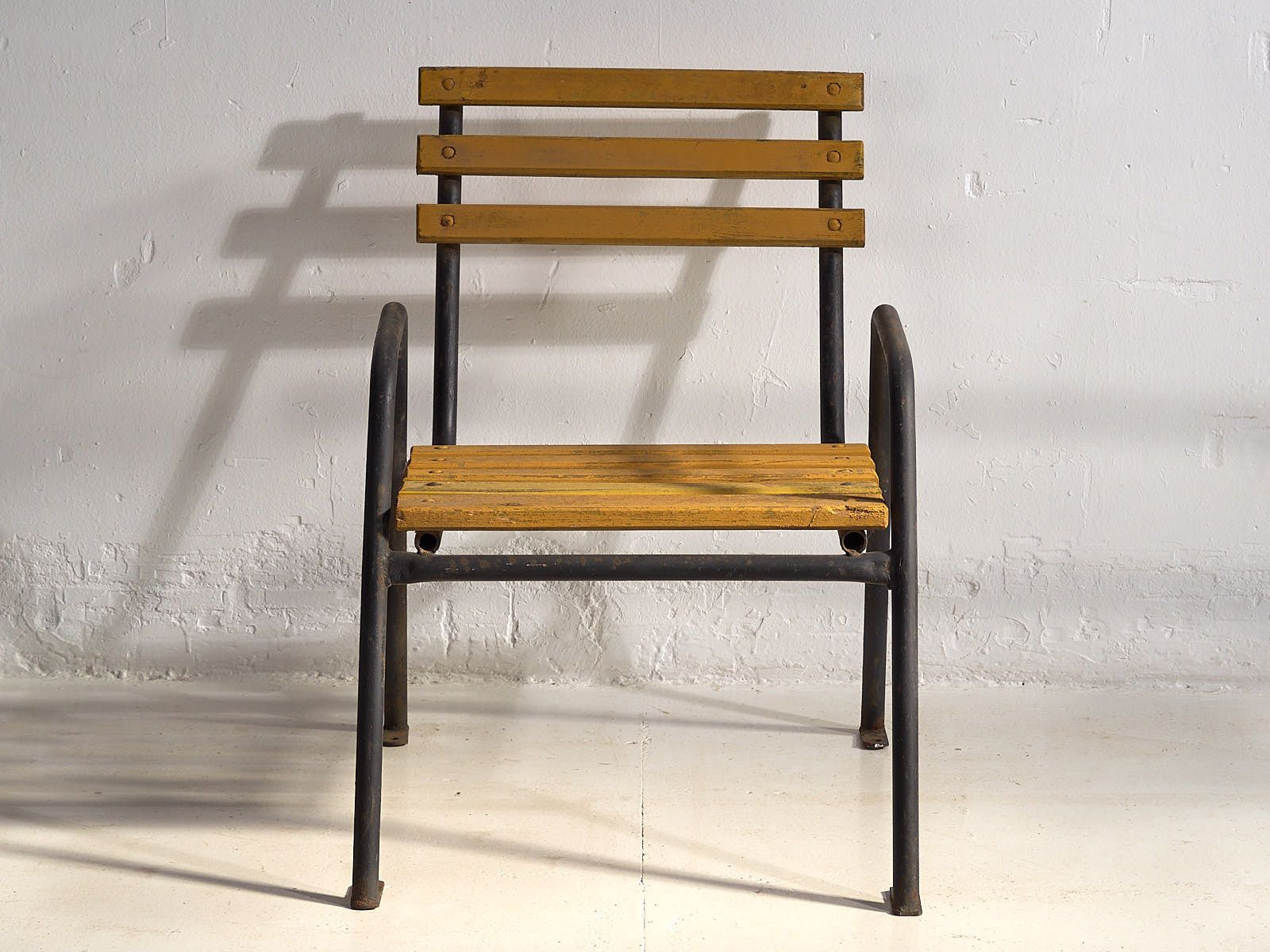 890.0 Yellow Antique Iron Garden Chairs (C.1920).Set Of 4 Pieces #39 photo