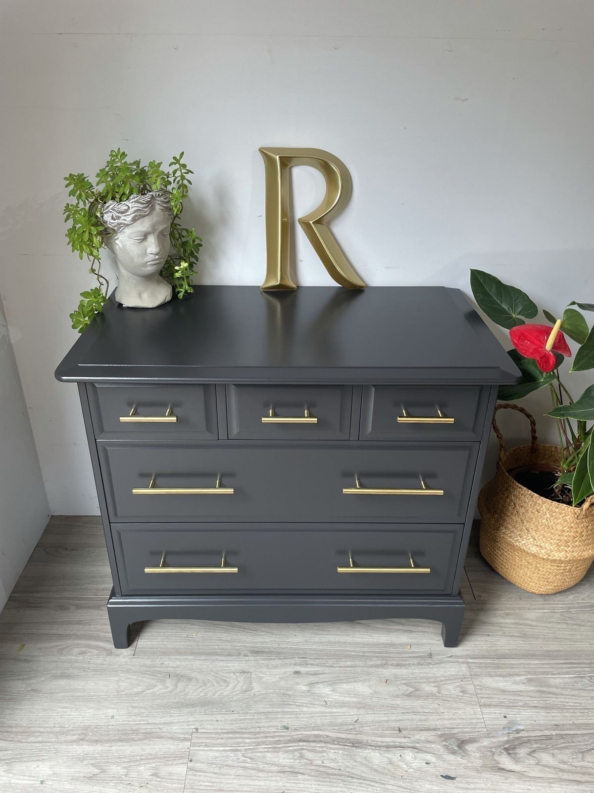 photo furniture Stag Minstrel 3 Over 2 Chest Of Drawers Black