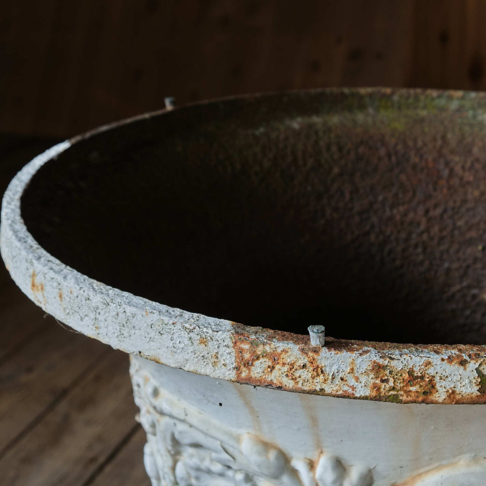 19th Century Andrew Handyside Urn photo vinterior