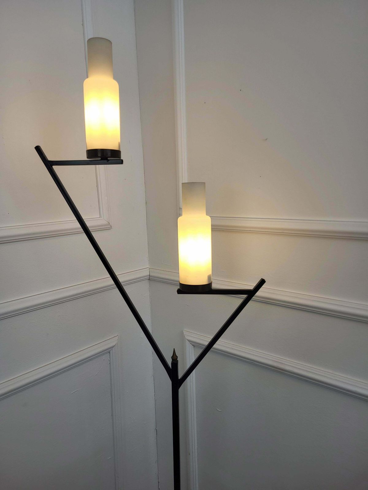 Italian Art Deco Mid Century Black Metal Gilt Brass Opaline Glass Floor Lamp photo 1507.0