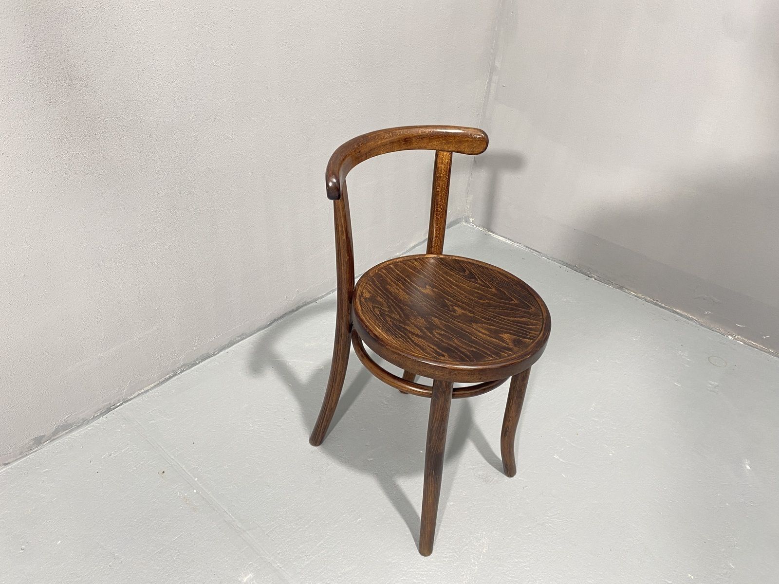Fully Renovated Chair Thonet Mundus, Czechoslovakia, 1920´S photo 262.0