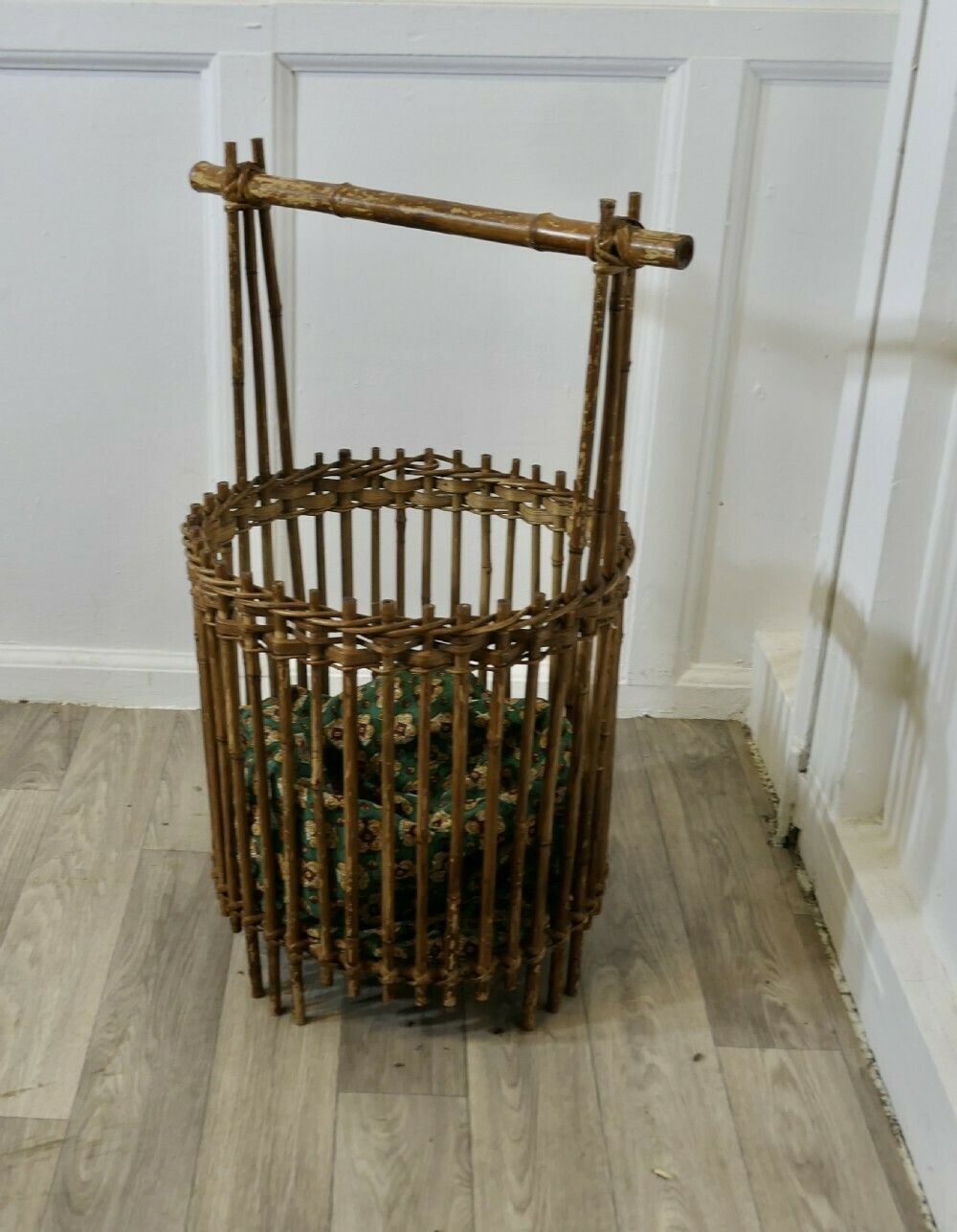 Bamboo Craft Basket, Knitting, Crochet, Patchwork photo vinterior