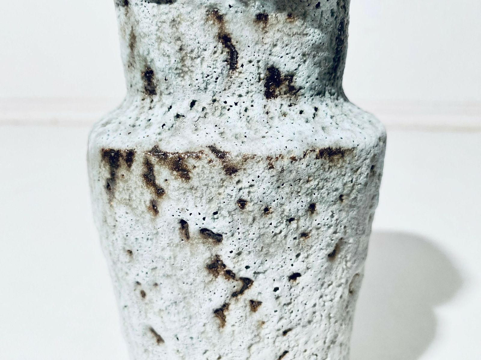 Vintage Pieter Groeneveldt Fat Lava Grey Turquoise Ceramic Vase / Holland Mid Century 1950s photo vintage