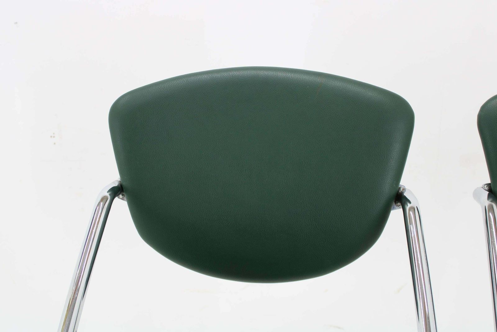 Furniture 1980s Pair Of Italian Chairs photo