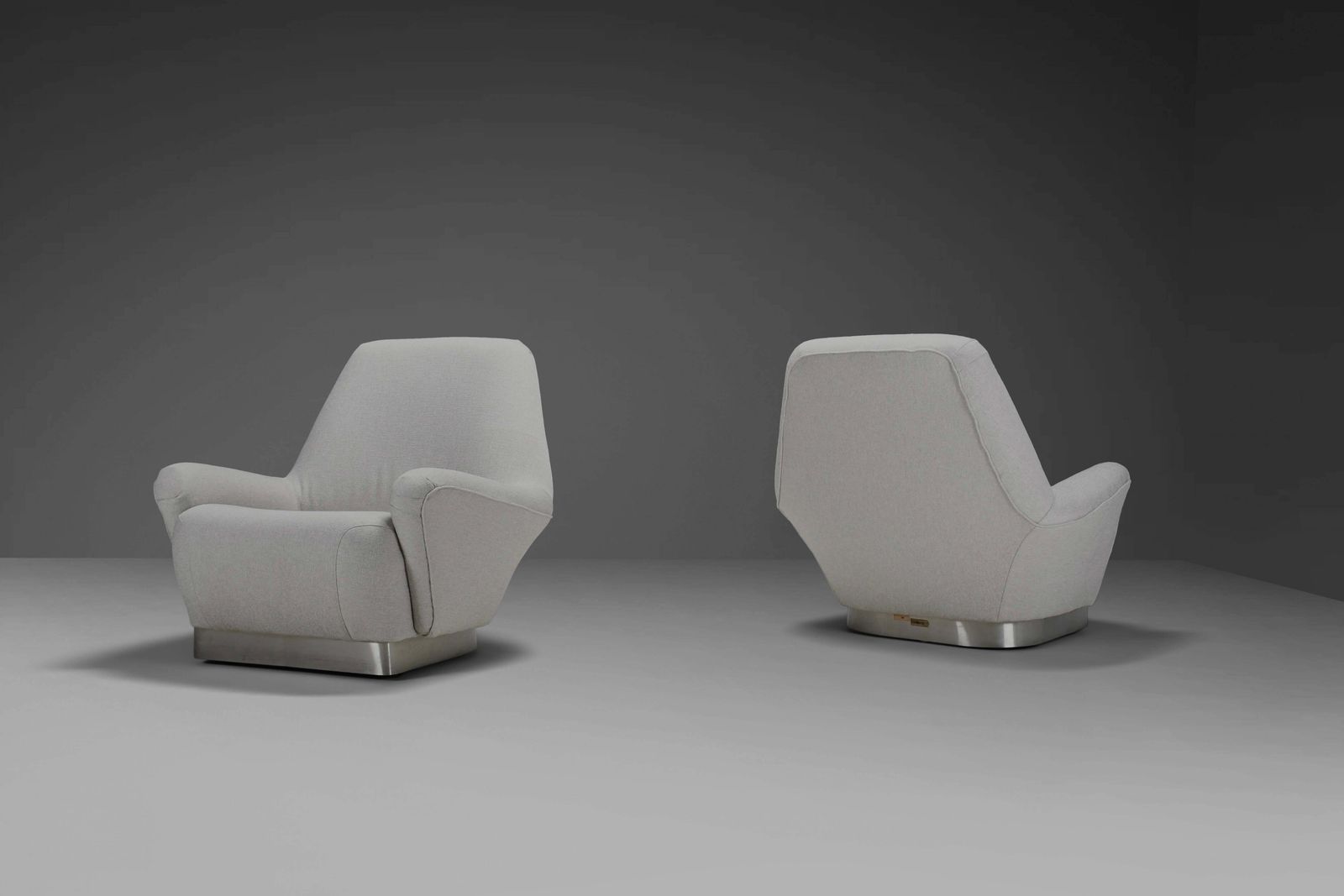 Rare Pair Of Grey Fabric And Stainless Steel Lounge Chairs By Gianni Moscatelli photo furniture