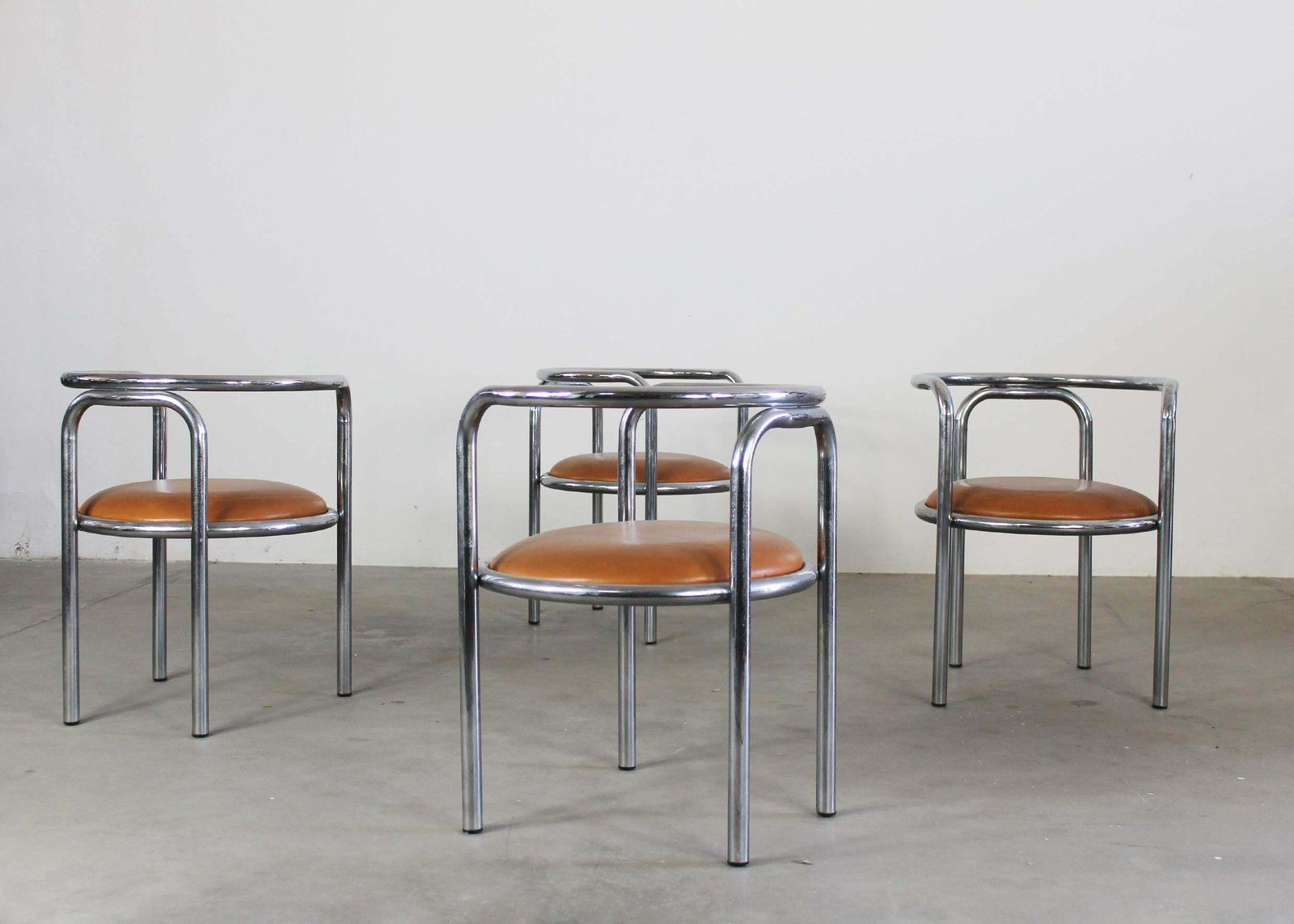Gae Aulenti Locus Solus Dining Room Set In Steel And Leather By Poltronova 1970s photo 10024.0