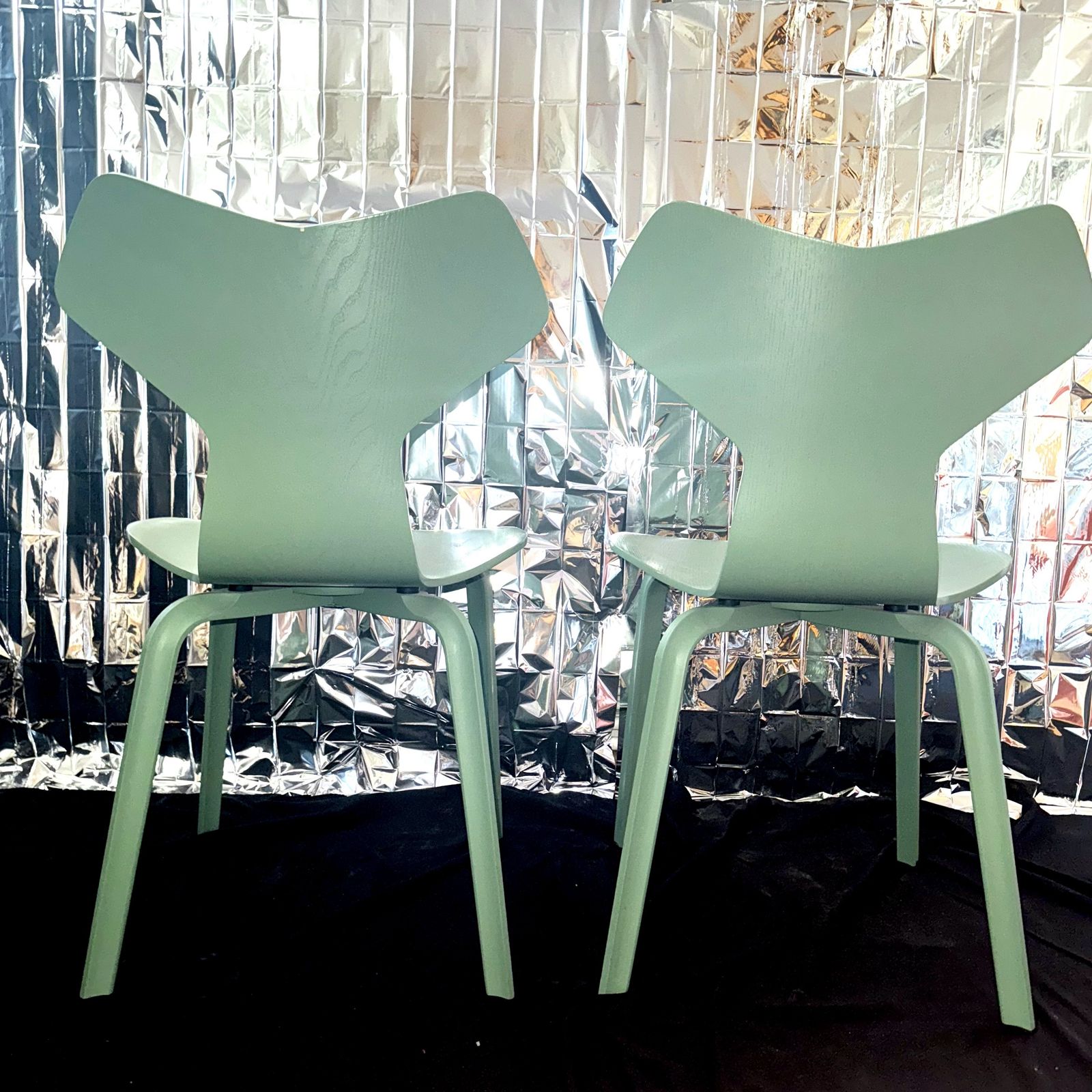 photo for sale Pair Of Grand Prix Chairs In Sage Green, By Arne Jacobsen For Fritz Hansen