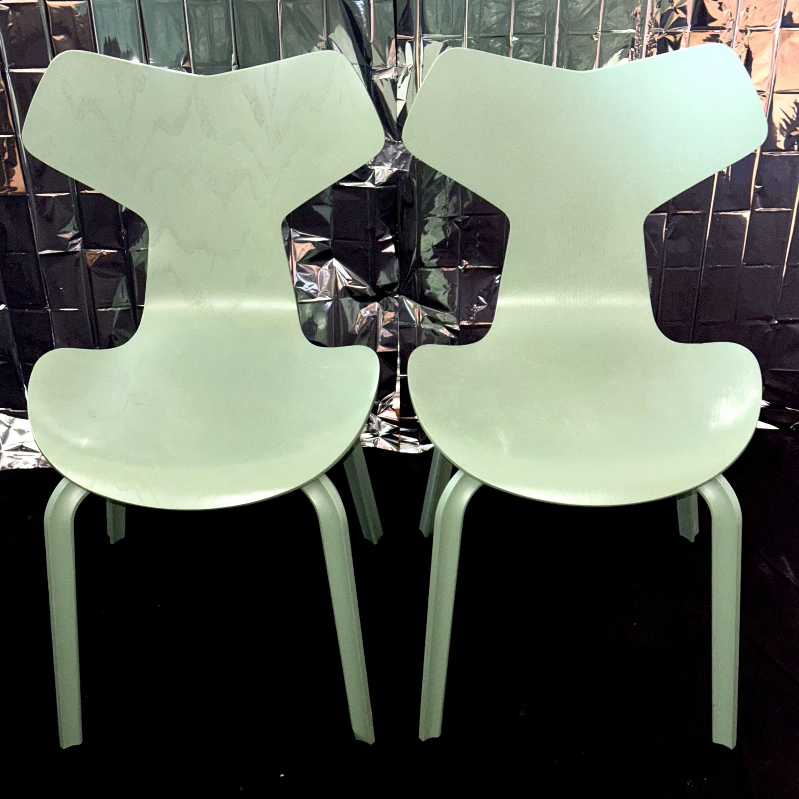 photo buy Pair Of Grand Prix Chairs In Sage Green, By Arne Jacobsen For Fritz Hansen