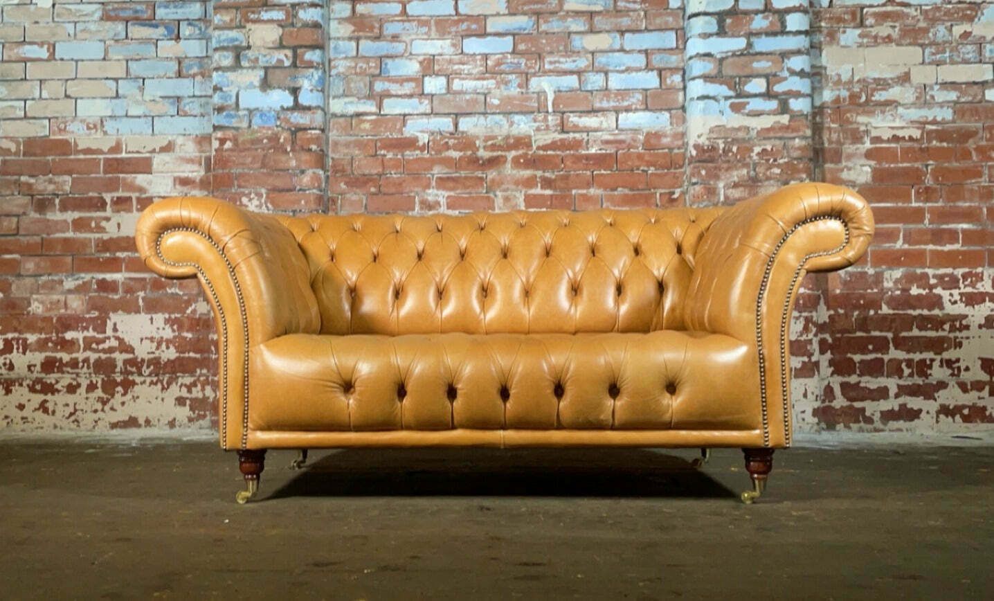 Stunning 2 Seater Cliveden Sofa In Premium Tan Leather