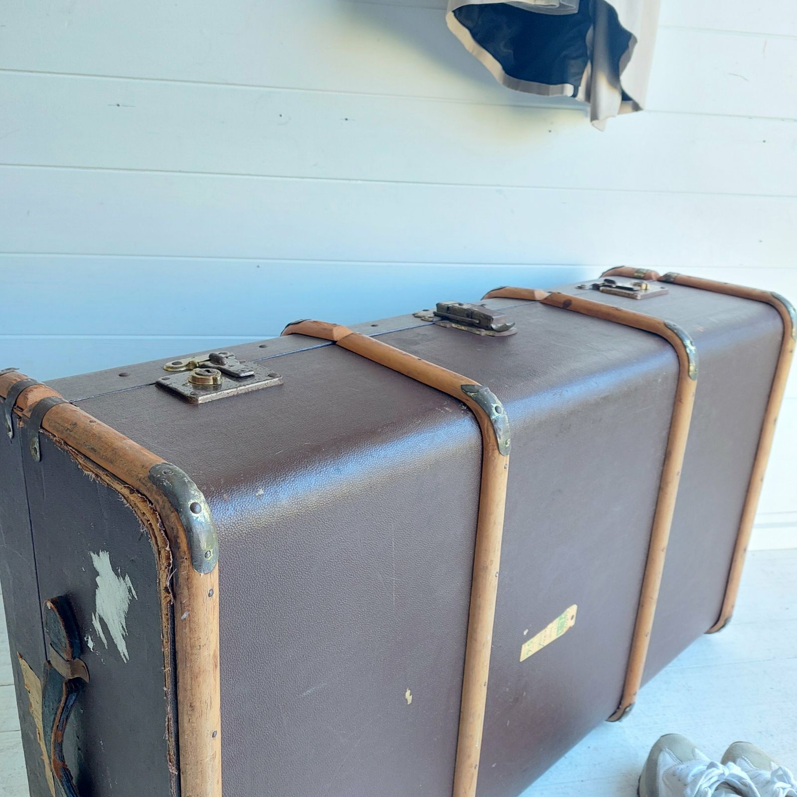 Vintage Antique 1930s Large Travel Steamer Trunk Coffee Table Storage photo vintage