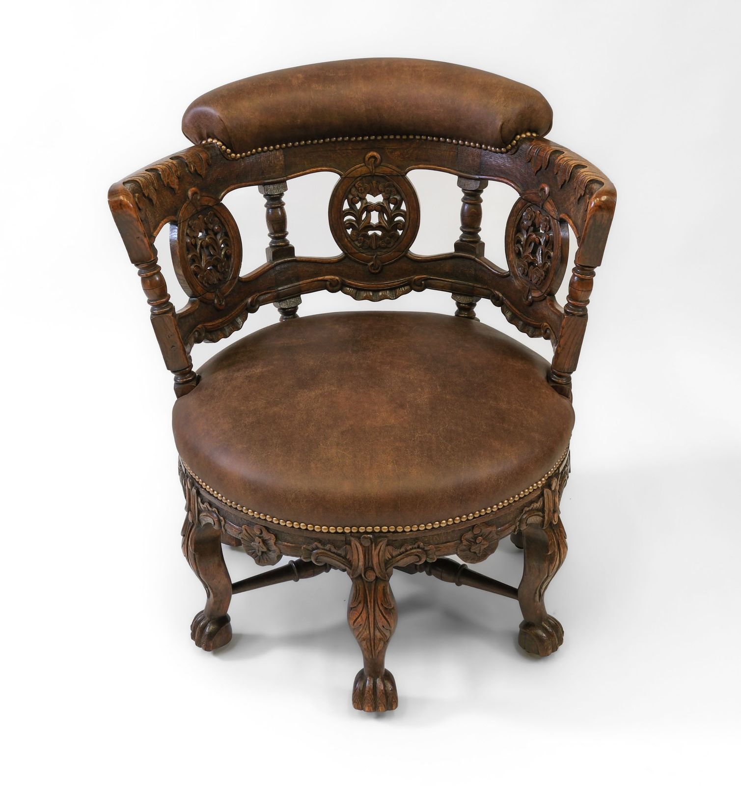 photo vinterior 19th Century Oak & Leather Carved Burgermeister Chair