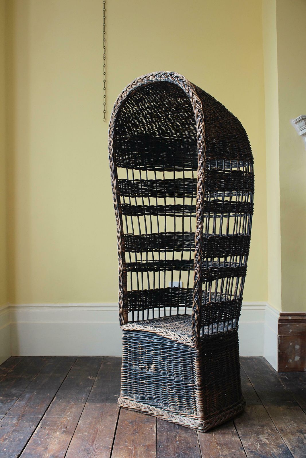 1295.0 Early 20th C Hooded Porters Wicker Willow Lawn Conservatory Chair Country House photo