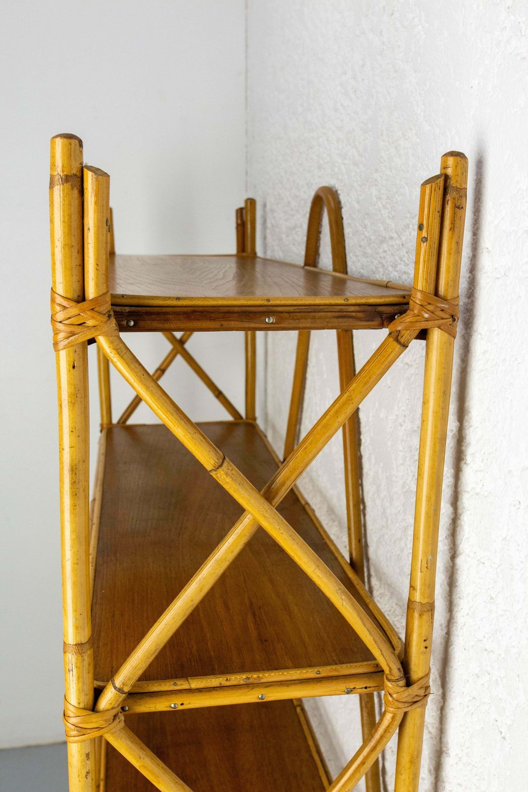 photo vinterior Midcentury Wicker Shelves étagère French Bookcase