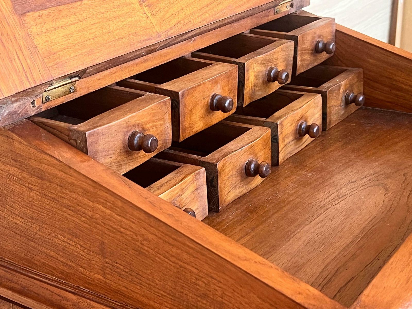 2117.0 Petit bureau français, bonheur-du-jour, vers 1900 photo