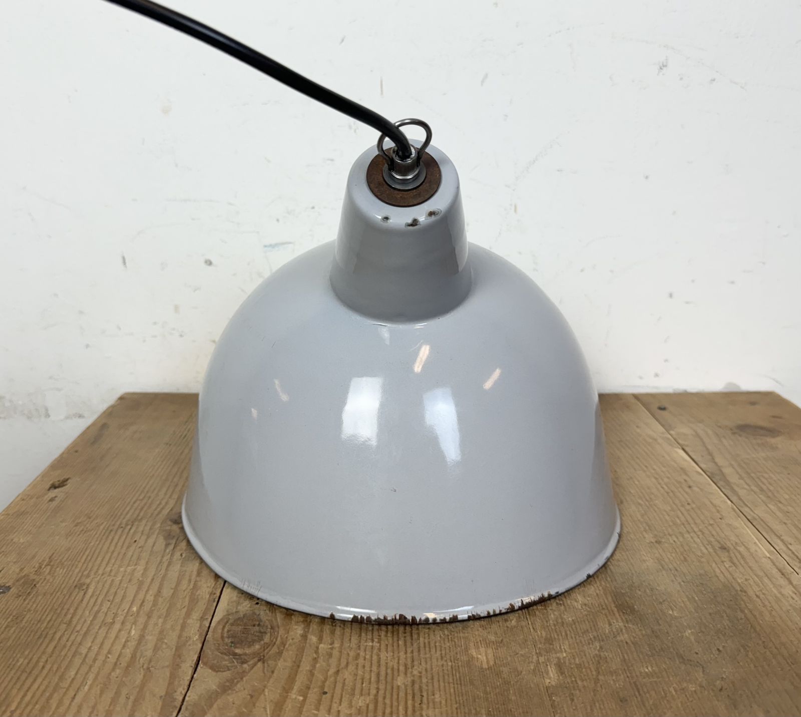 photo vintage Industrial Grey Enamel Factory Pendant Lamp, 1960s, 2x