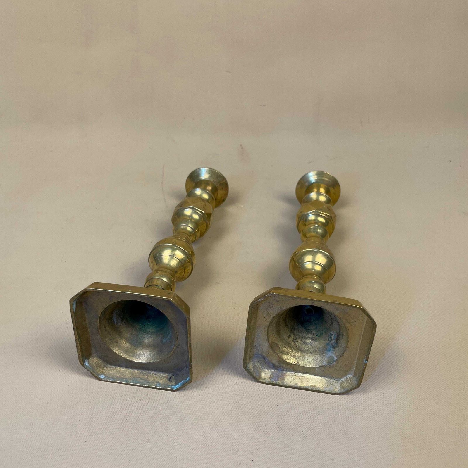 Antique Matching Pair Of Gold Brass Metal Candlestick Candle Stick Vintage Column Taper Dinner Candlesticks Square Base Column Pillar photo vintage