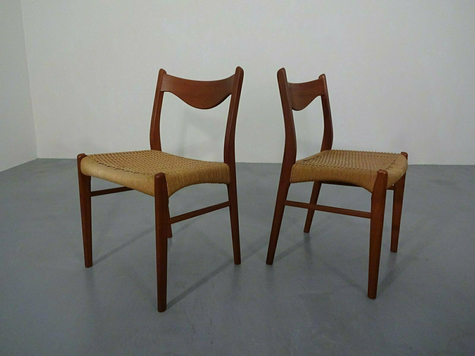Teak & Paper Cord Dining Chairs By Ejner Larsen For Glyngore Stolefabrik, 1960s, Set Of 2 photo for sale
