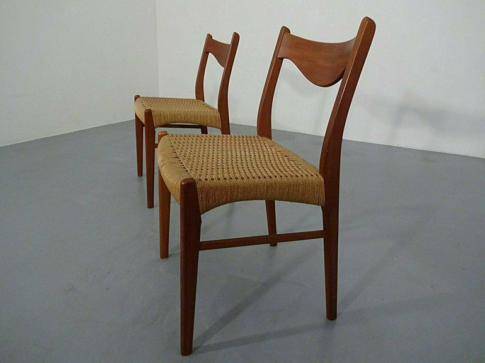 photo furniture Teak & Paper Cord Dining Chairs By Ejner Larsen For Glyngore Stolefabrik, 1960s, Set Of 2